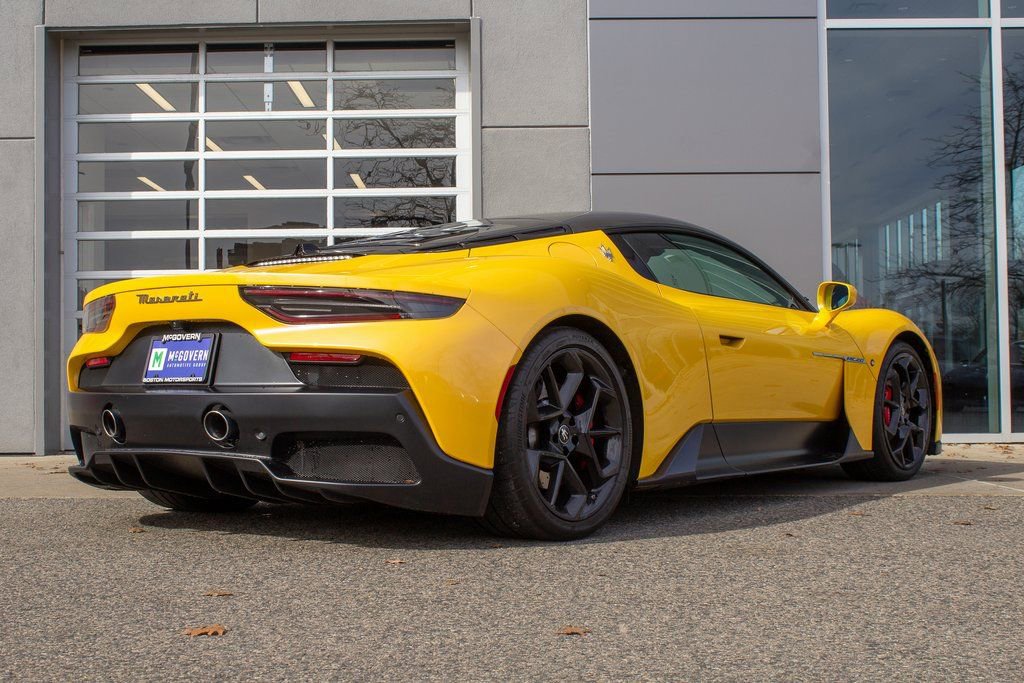 Used 2022 Maserati MC20 Coupe image 11