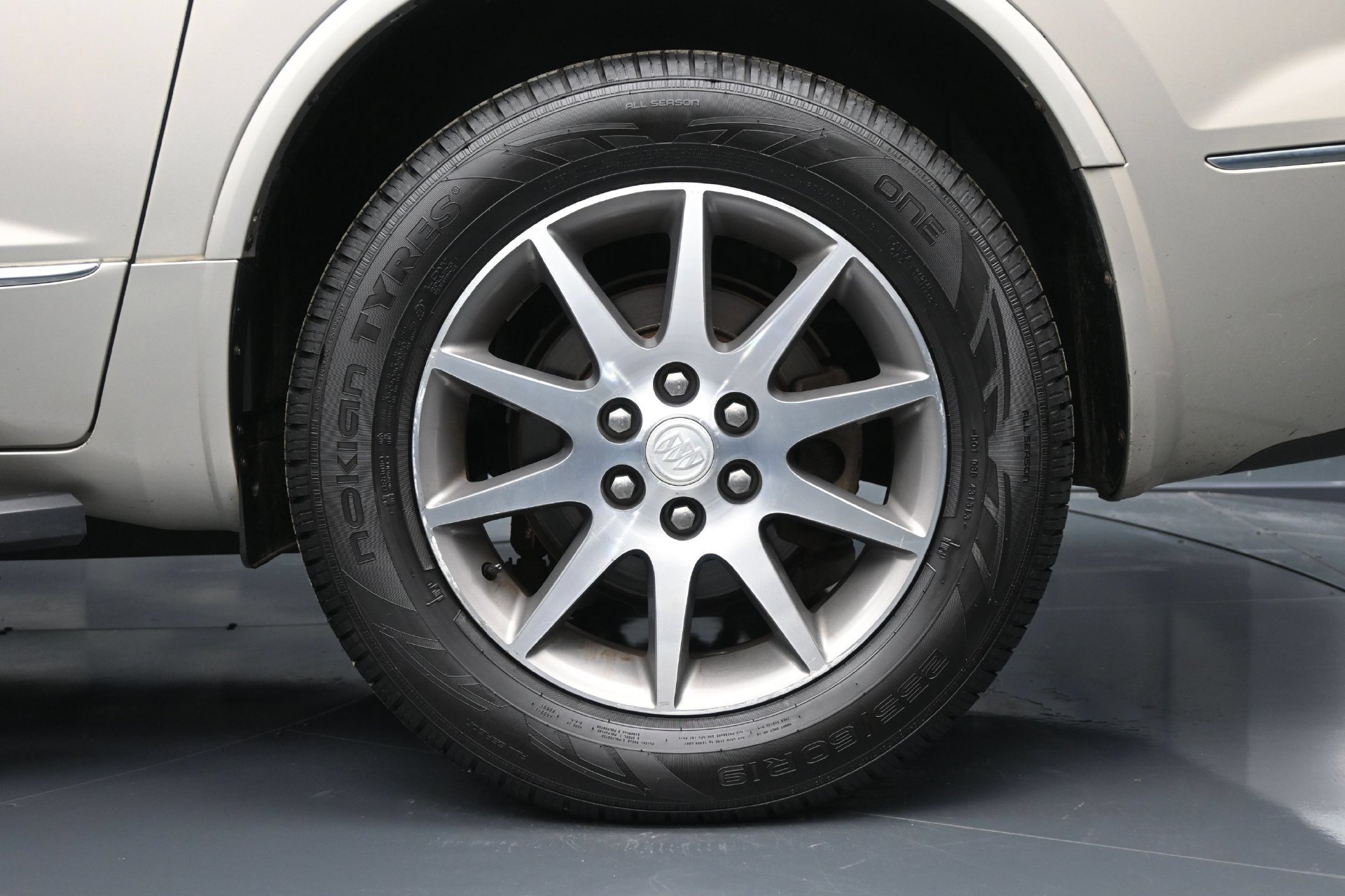 Used 2014 Buick Enclave Leather FWD image 22