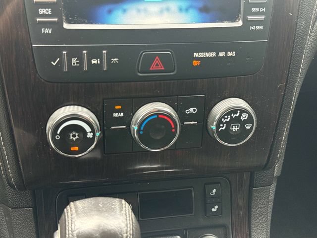 Used 2016 Chevrolet Traverse LT w/ Style and Technology Package FWD image 35