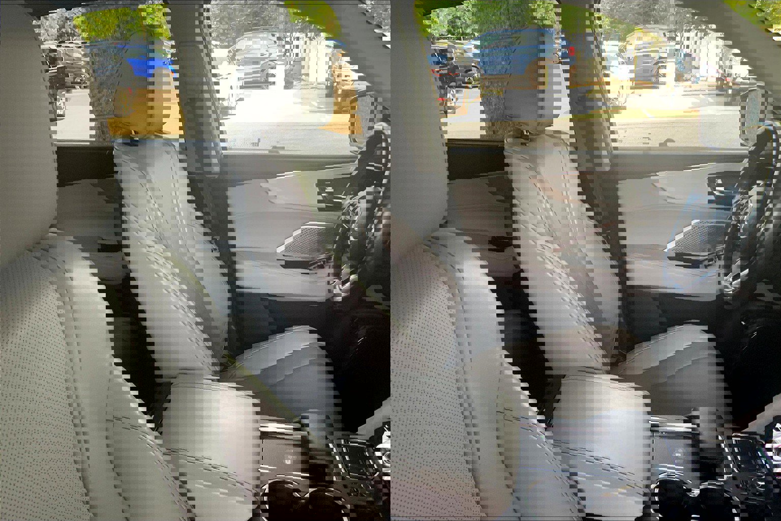 Used 2023 Acura MDX SH-AWD w/ Technology Package image 9