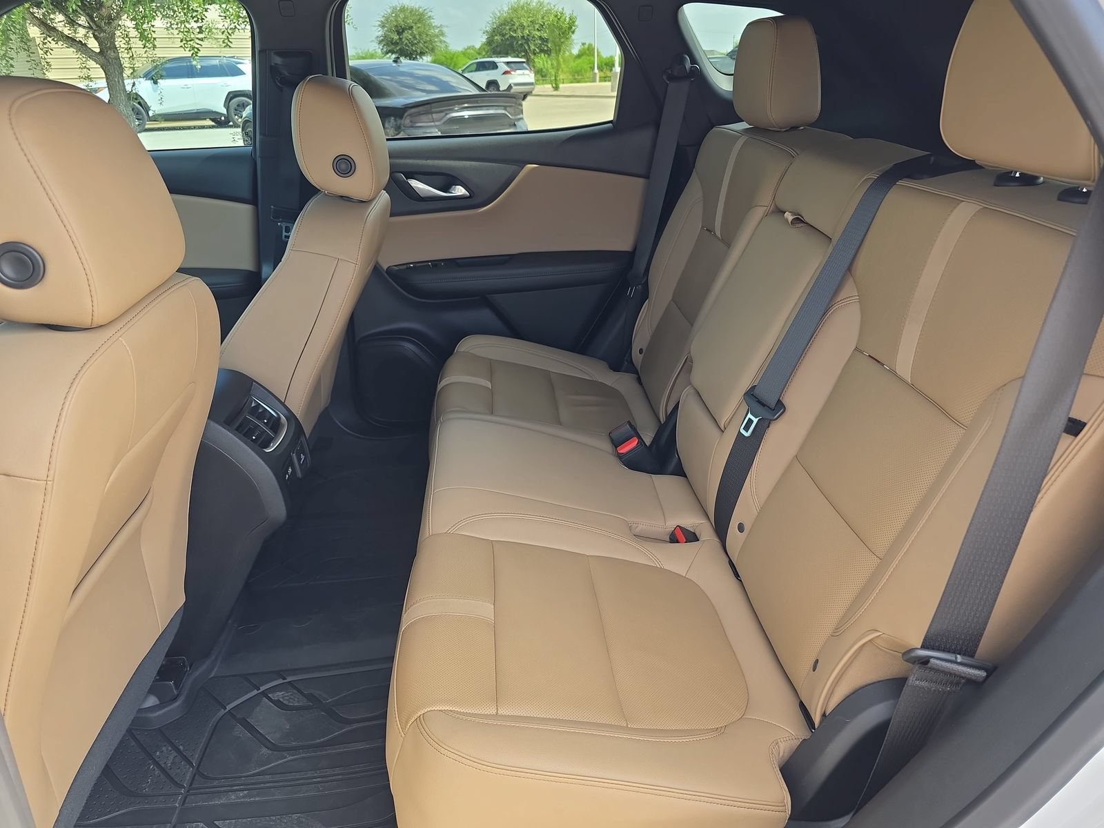 Used 2023 Chevrolet Blazer Premier w/ Enhanced Convenience Package AWD/4WD image 11