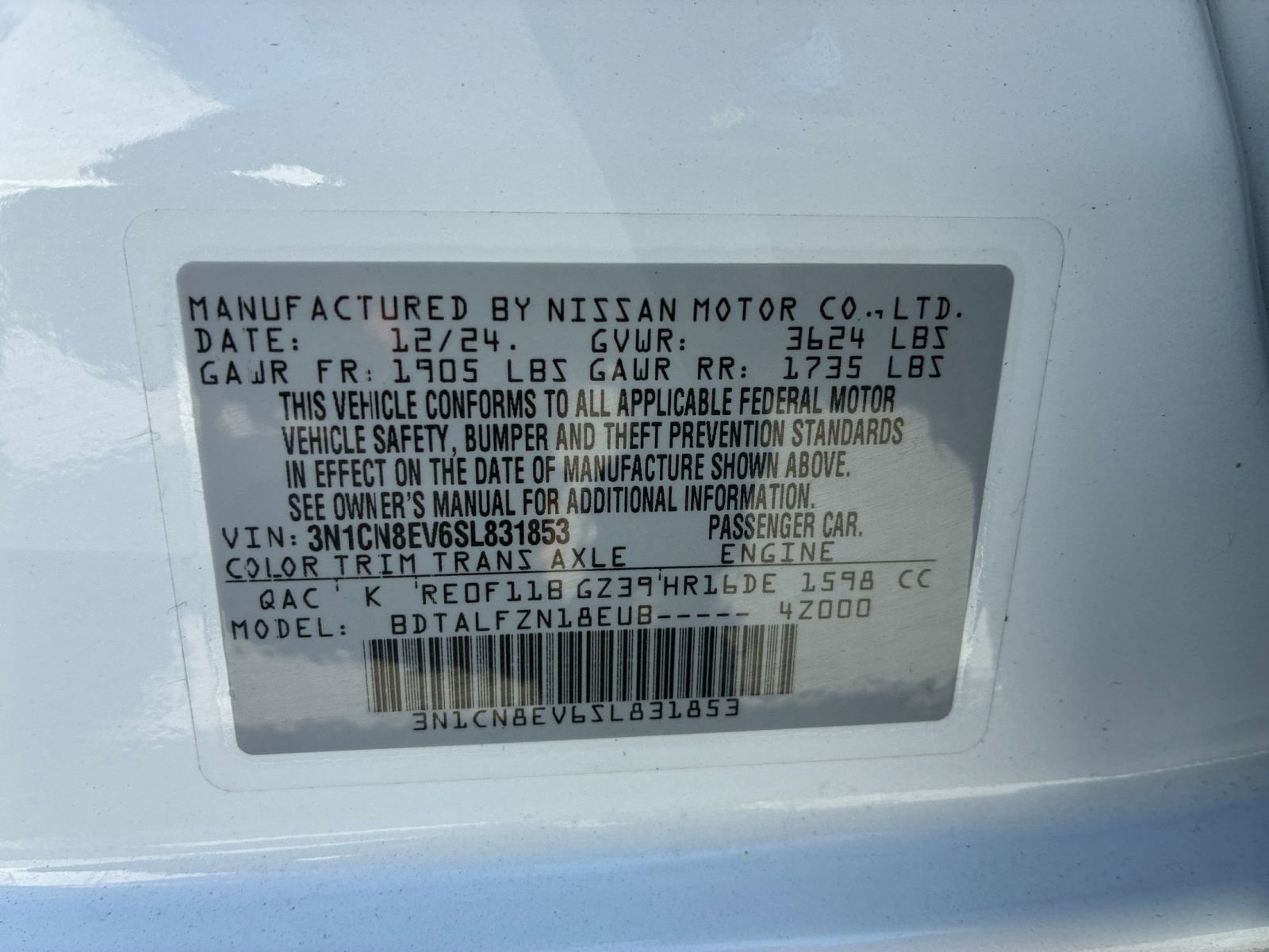Used 2025 Nissan Versa SV image 27