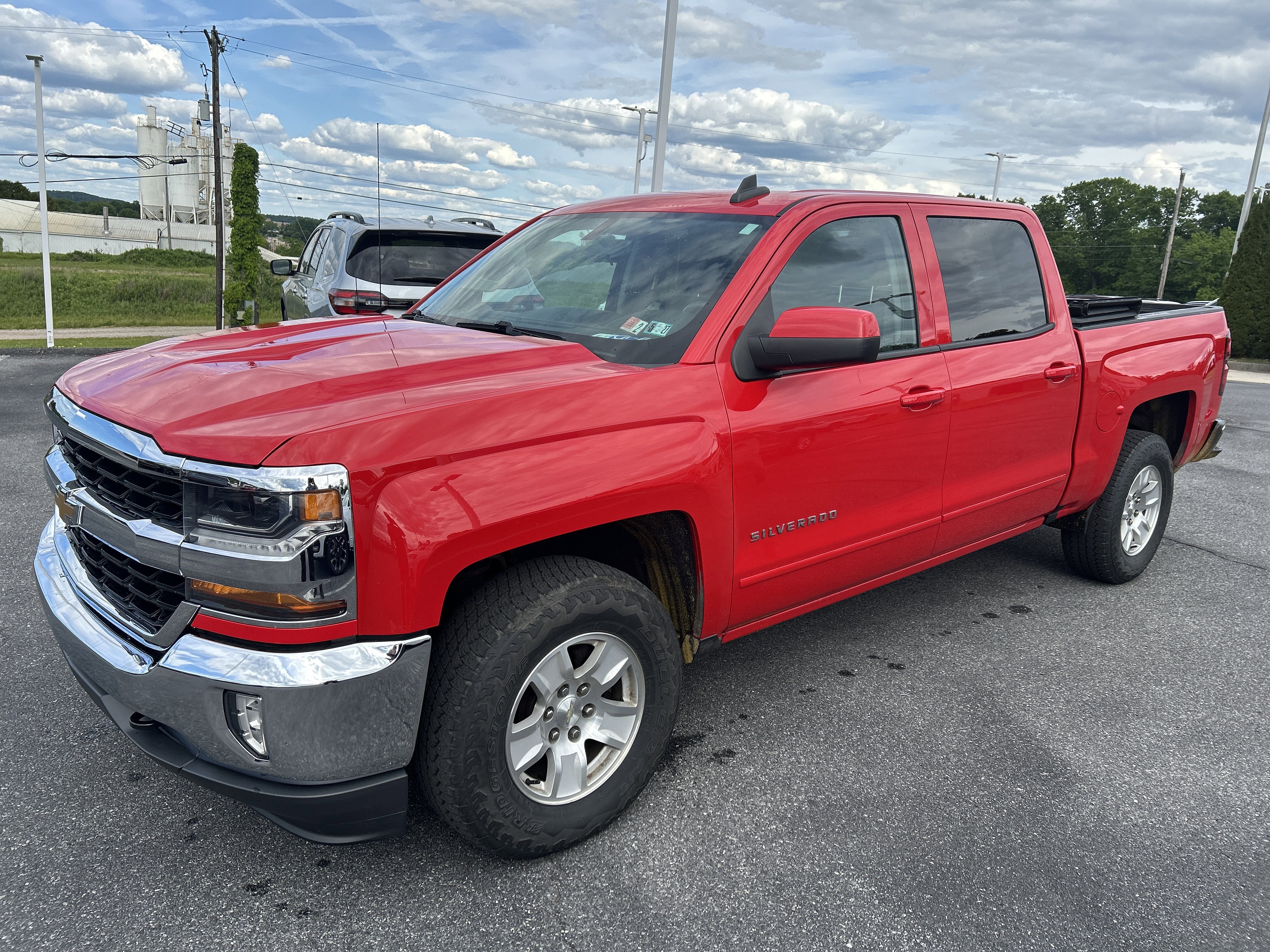 Used 2017 Chevrolet Silverado 1500 LT w/ All Star Edition AWD/4WD image 10