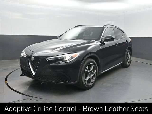Used 2023 Alfa Romeo Stelvio Ti AWD/4WD image 1