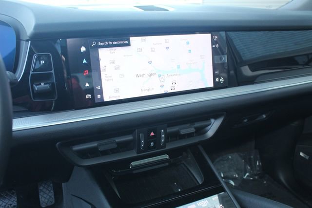 Certified 2025 Porsche Cayenne image 18