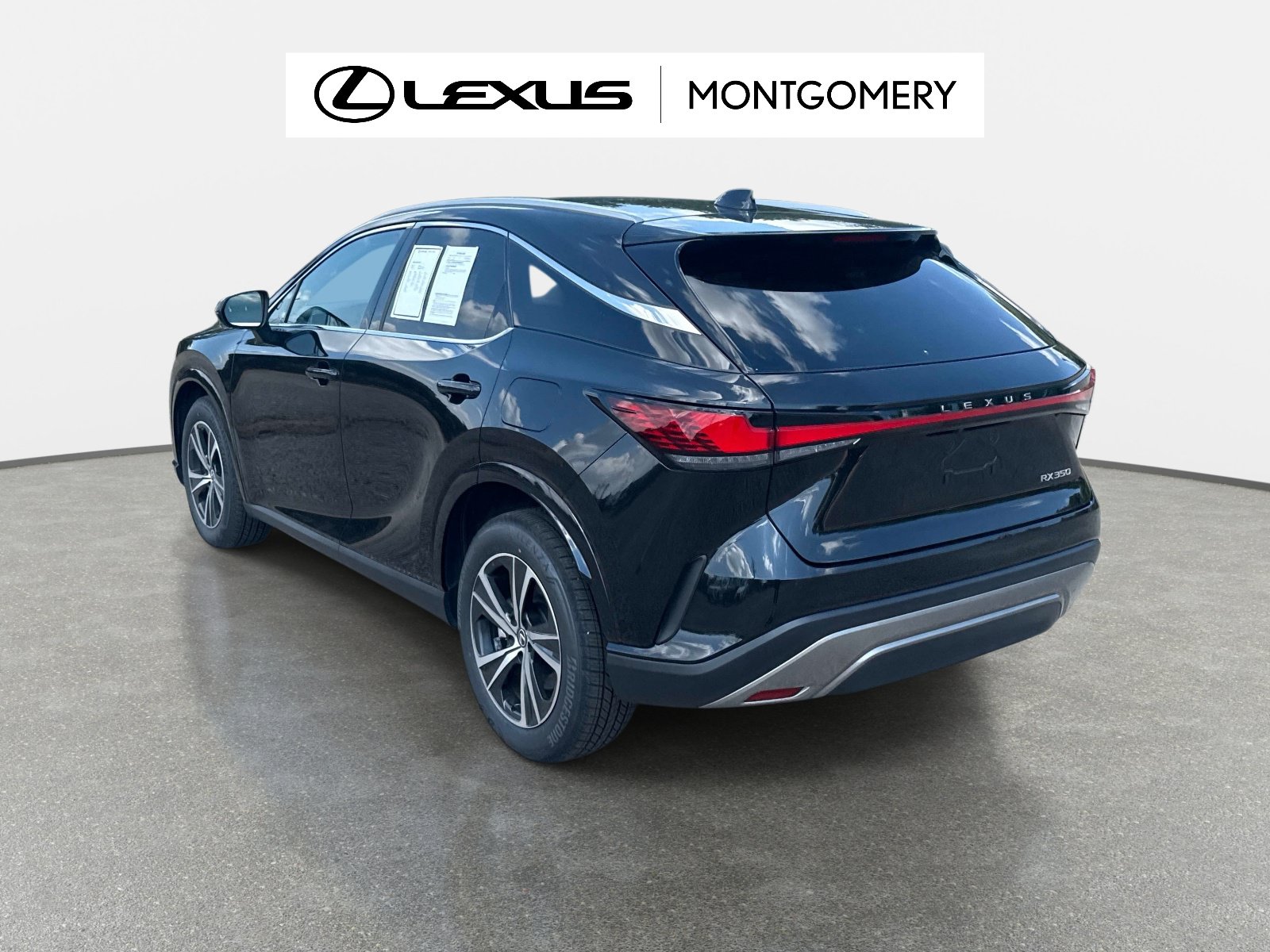 Used 2023 Lexus RX 350 Premium w/ Cold Area Package FWD image 5