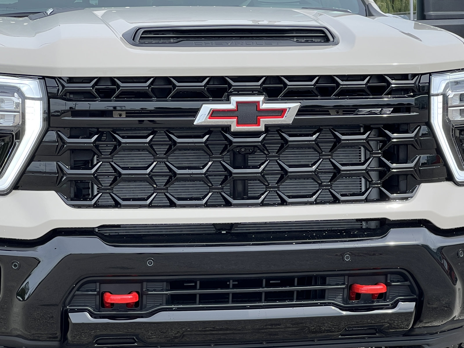 New 2026 Chevrolet Silverado 2500 ZR2 w/ LPO, Dark Essentials Package AWD/4WD image 43