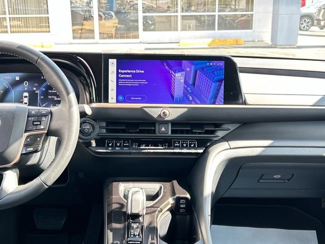 Used 2026 Toyota Crown XLE image 25