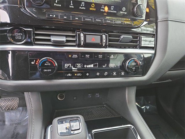 Certified 2025 Nissan Pathfinder SL image 29