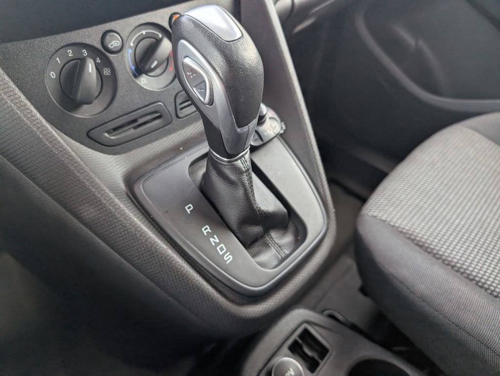Used 2016 Ford Transit Connect XL image 20
