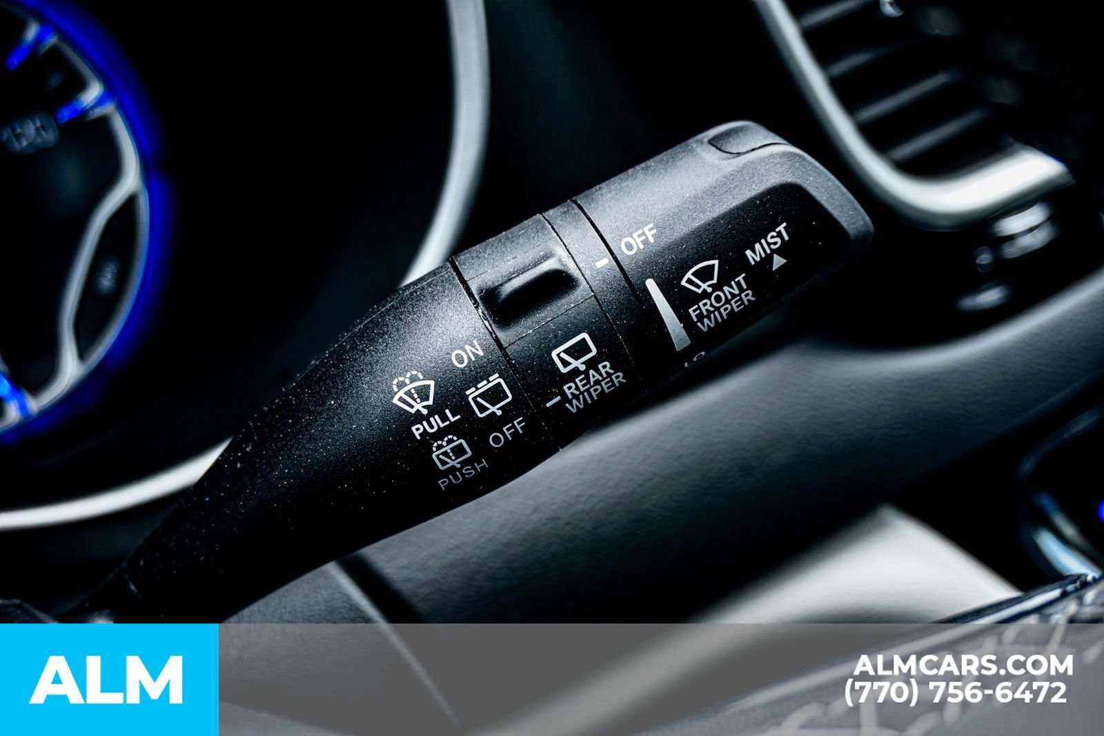 Used 2024 Chrysler Pacifica Touring-L image 35