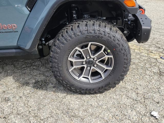 New 2026 Jeep Gladiator Mojave w/ Steel Bumper Group AWD/4WD image 5