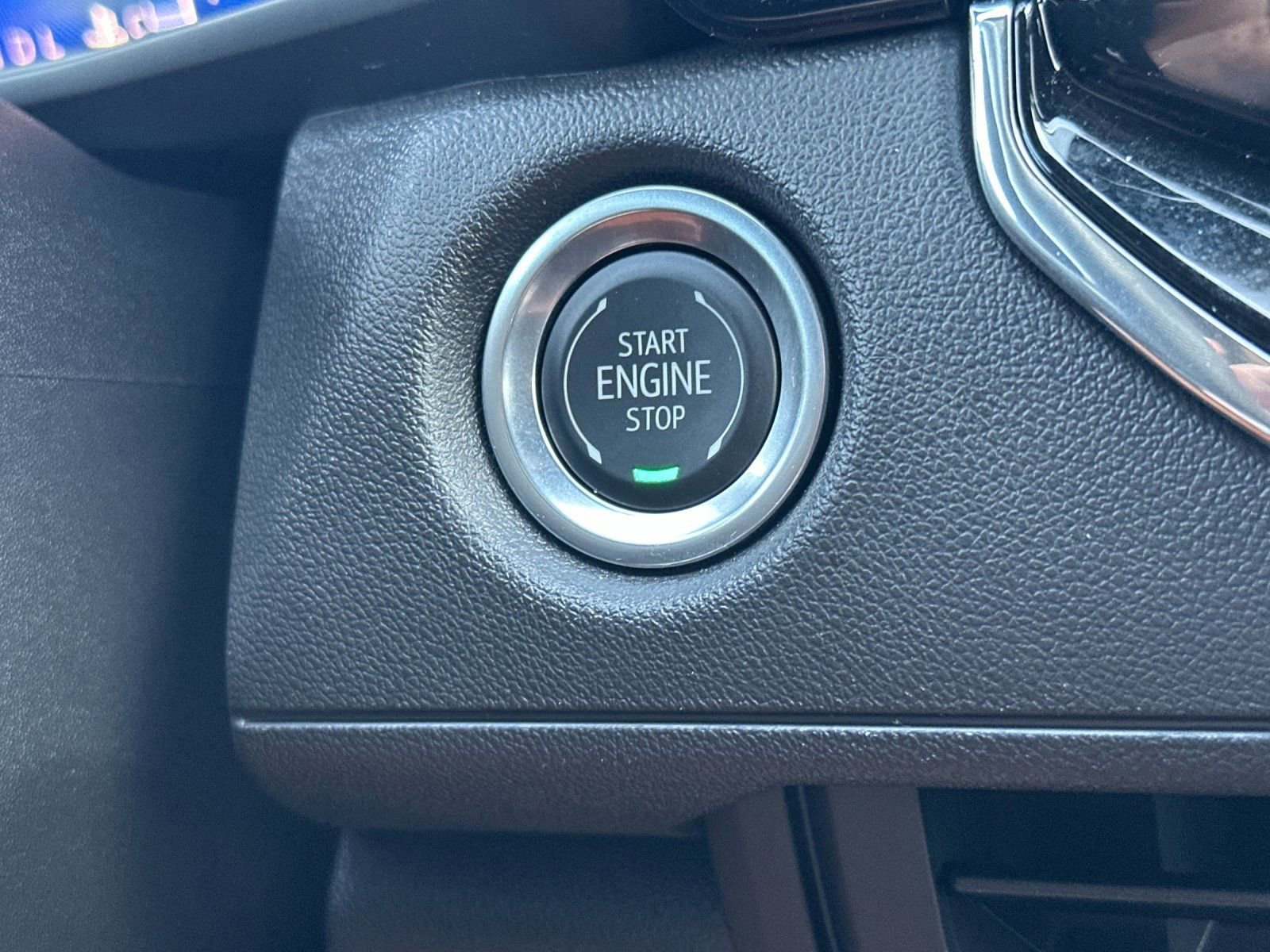 Used 2024 Chevrolet Colorado Trail Boss w/ Safety Package image 24