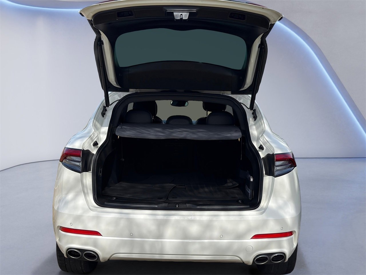 Certified 2023 Maserati Levante GT image 41