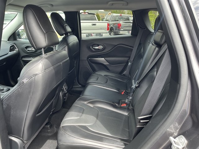 Used 2020 Jeep Cherokee Limited AWD/4WD image 33