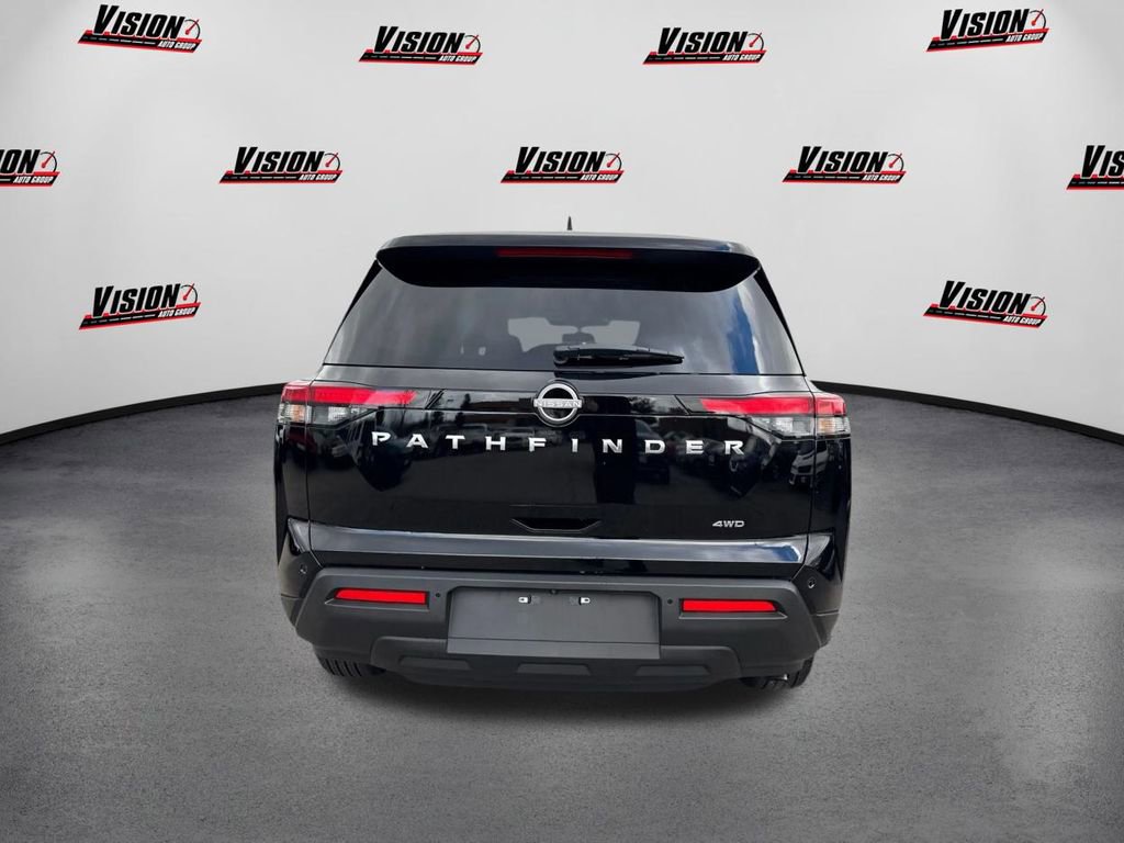 New 2025 Nissan Pathfinder S image 6