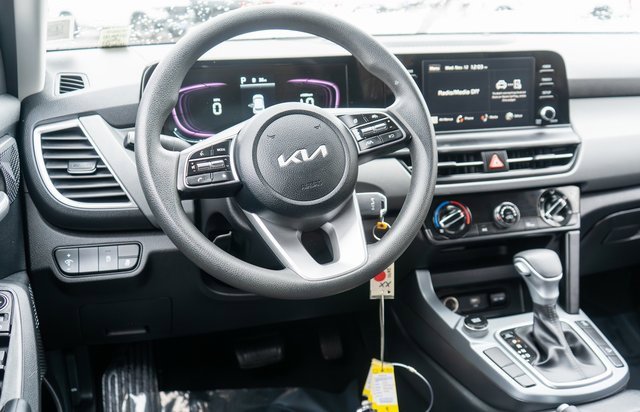 Used 2024 Kia Seltos LX image 14