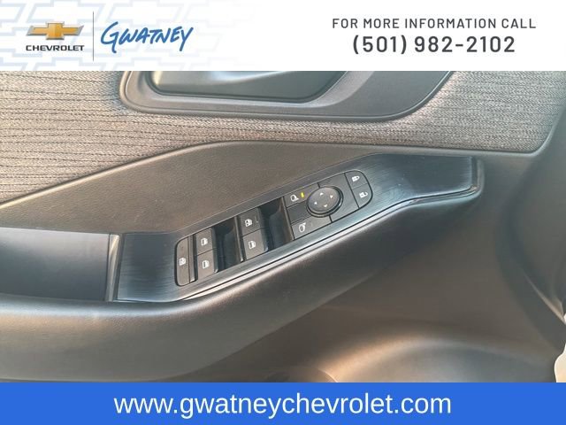 Used 2023 Nissan Rogue S image 21