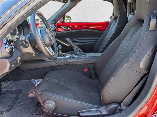 Used 2024 MAZDA MX-5 Miata Club RWD image 19