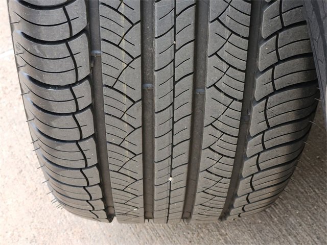 Used 2025 Jaguar F-PACE R-Dynamic S image 8