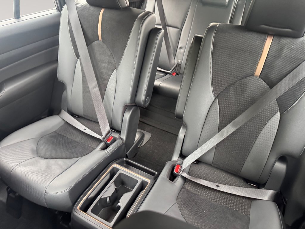 Used 2026 Toyota Grand Highlander AWD Hybrid image 13