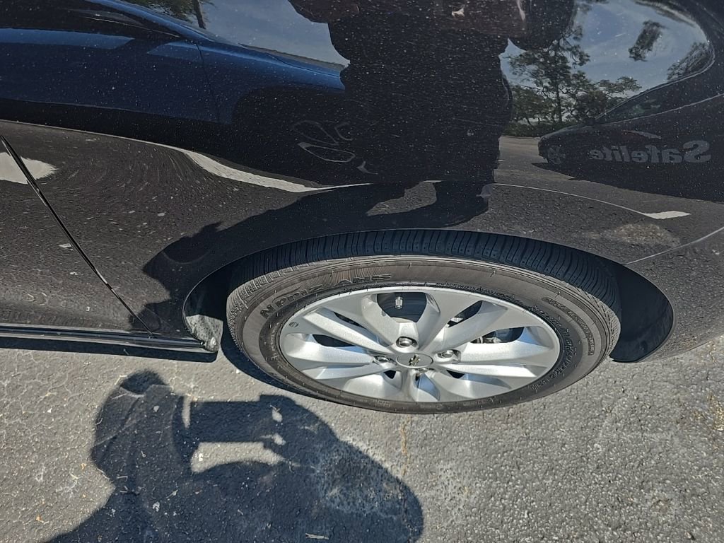 Used 2021 Chevrolet Spark LT FWD image 9