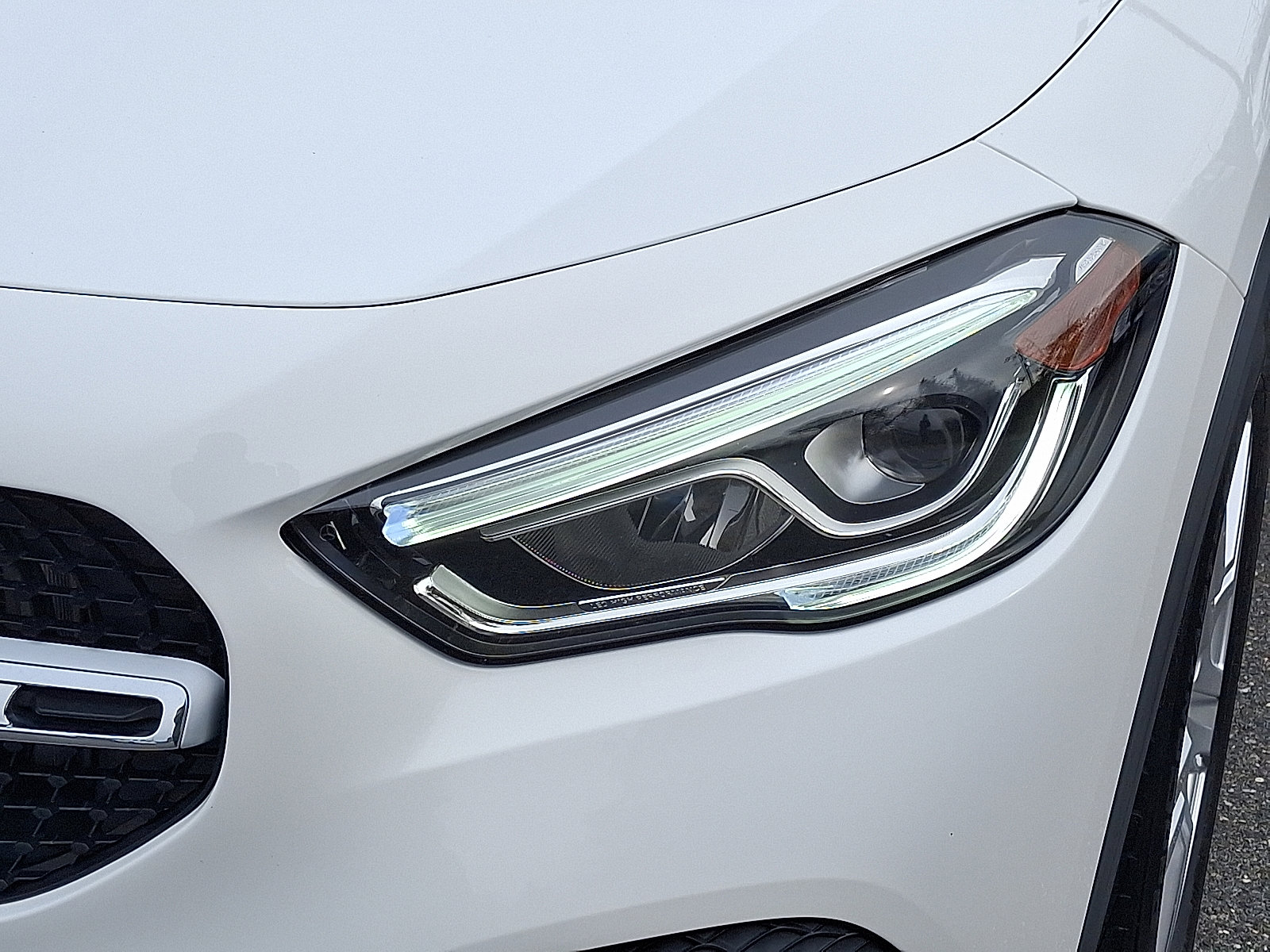 Used 2022 Mercedes-Benz GLA 250 4MATIC image 9