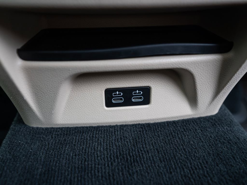 Used 2020 BMW X3 xDrive30i w/ Premium Package image 40