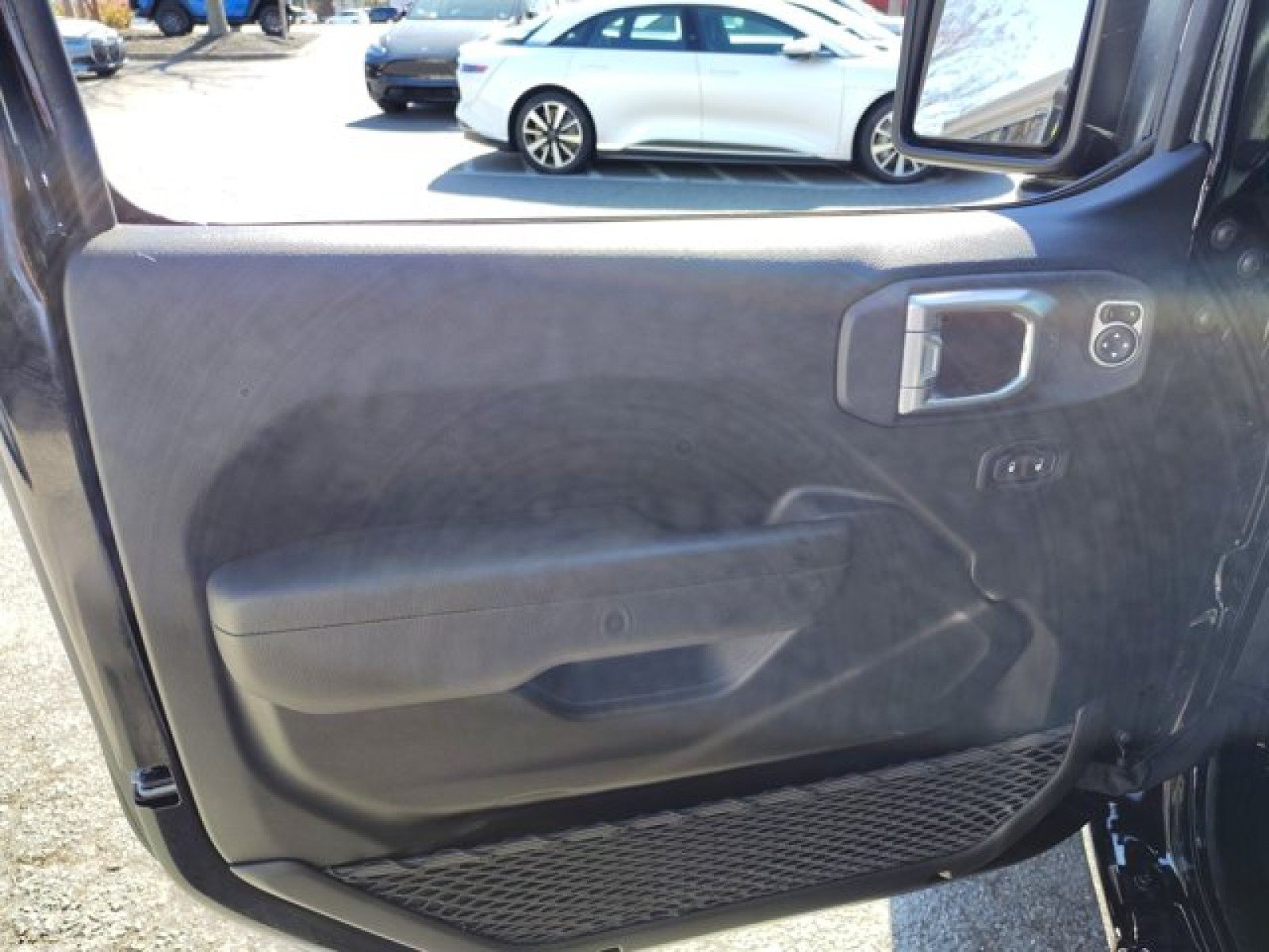 Used 2022 Jeep Wrangler Unlimited Sport AWD/4WD image 19