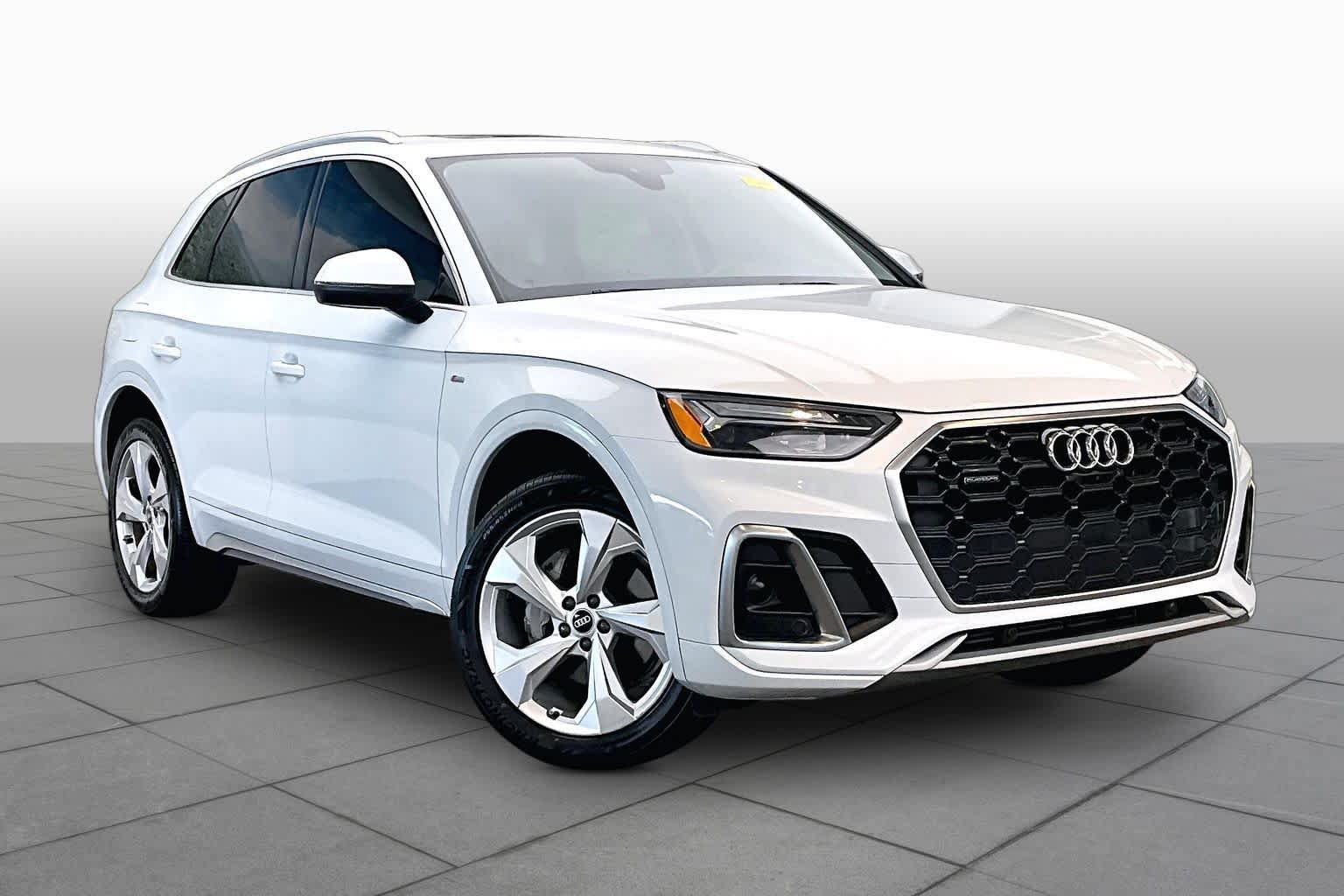 Used 2023 Audi Q5 2.0T Premium Plus w/ Premium Plus Package AWD/4WD image 3