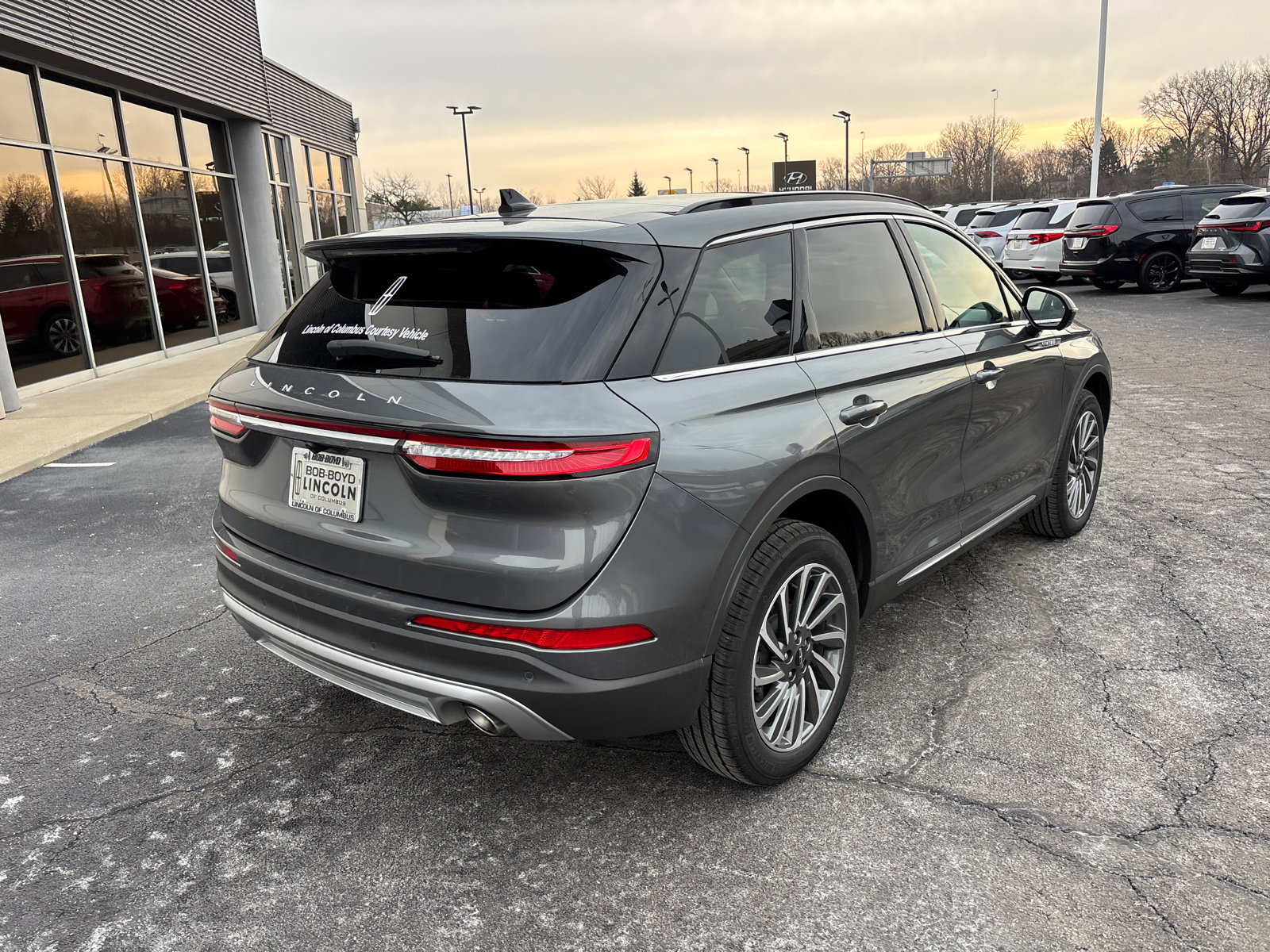 New 2026 Lincoln Corsair Reserve FWD image 7