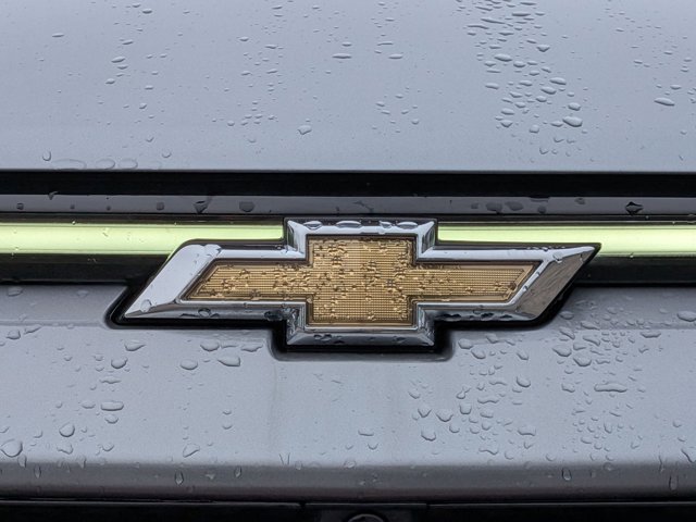 New 2026 Chevrolet Equinox EV LT FWD image 17