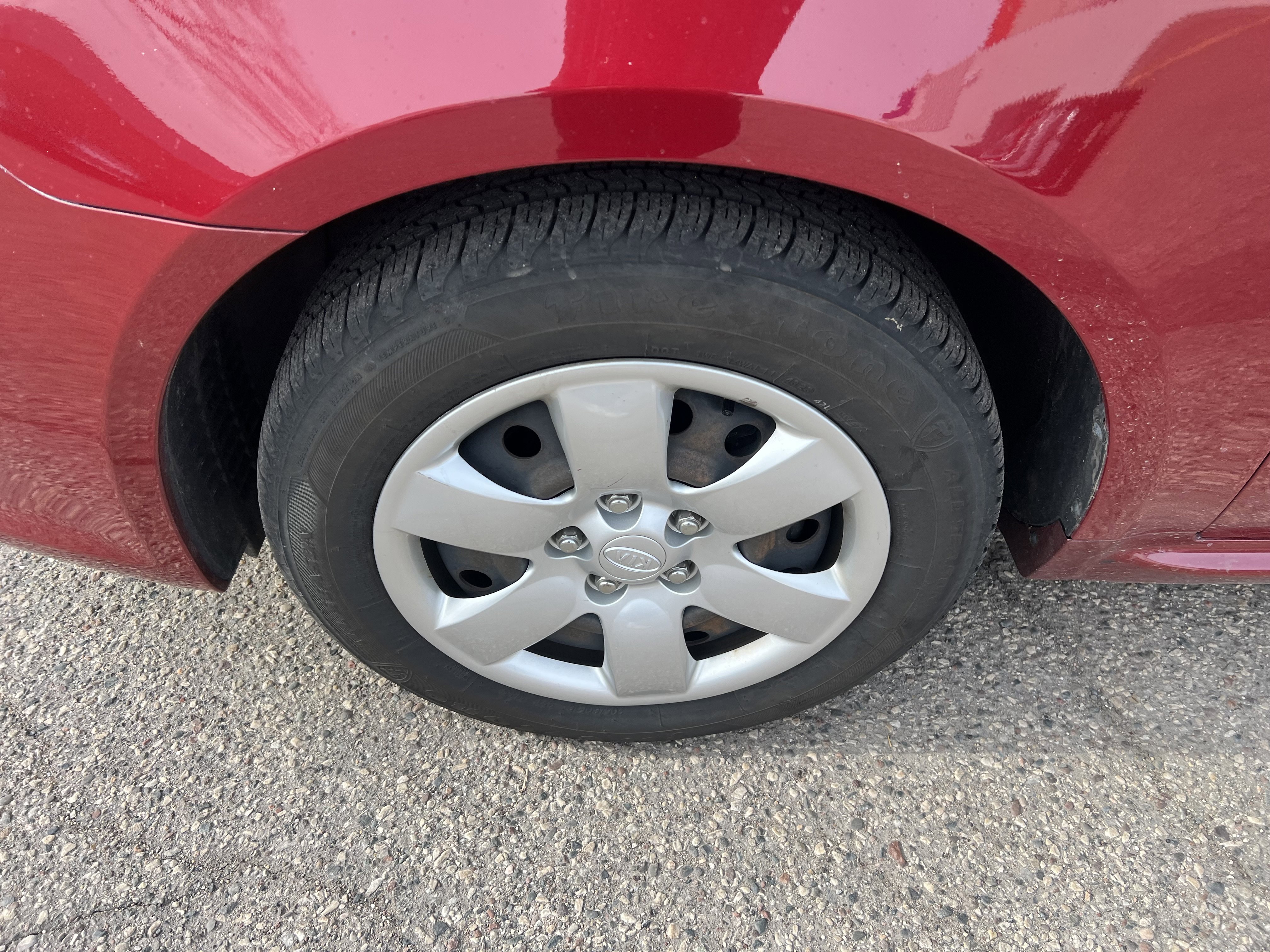 Used 2009 Kia Optima LX image 4