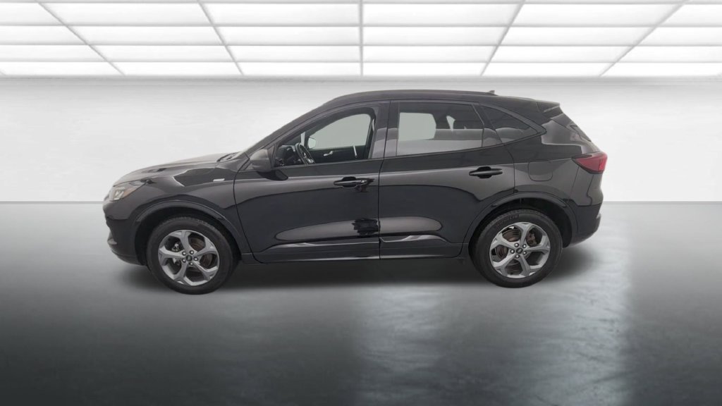 Certified 2024 Ford Escape ST-Line w/ Tech Pack #1 AWD/4WD image 5