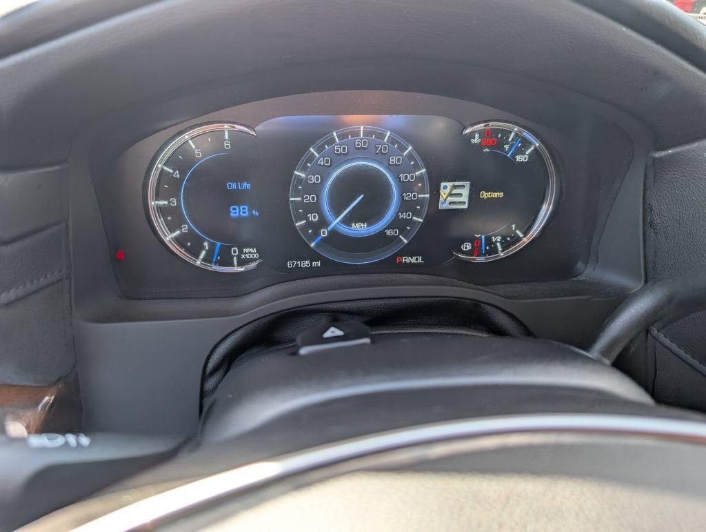 Certified 2020 Cadillac Escalade Luxury w/ Escalade Sport Edition AWD/4WD image 24