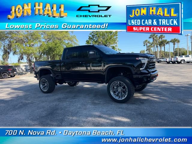 Used 2025 Chevrolet Silverado 2500 LTZ w/ LTZ Plus Package image 19