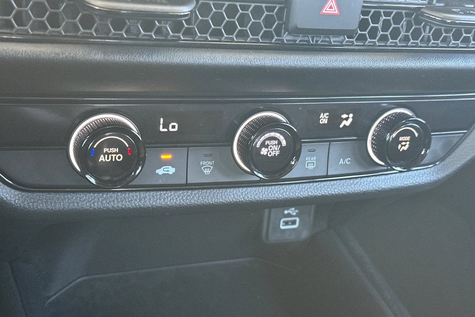 Used 2024 Honda HR-V LX image 19