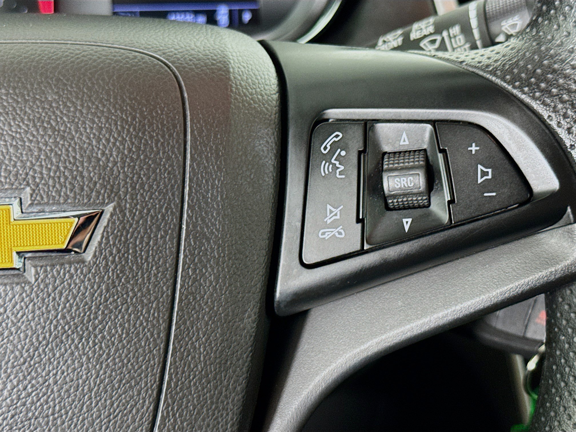 Used 2020 Chevrolet Trax LS w/ Tint and Cruise Package FWD image 13
