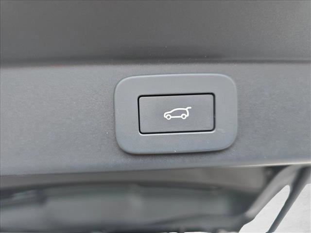 Certified 2025 Land Rover Range Rover Sport Dynamic SE image 13