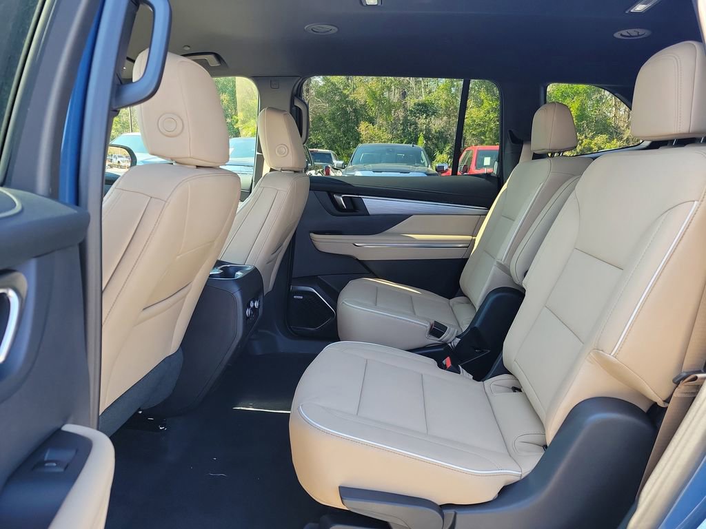 New 2026 Buick Enclave Preferred w/ Power Package image 12