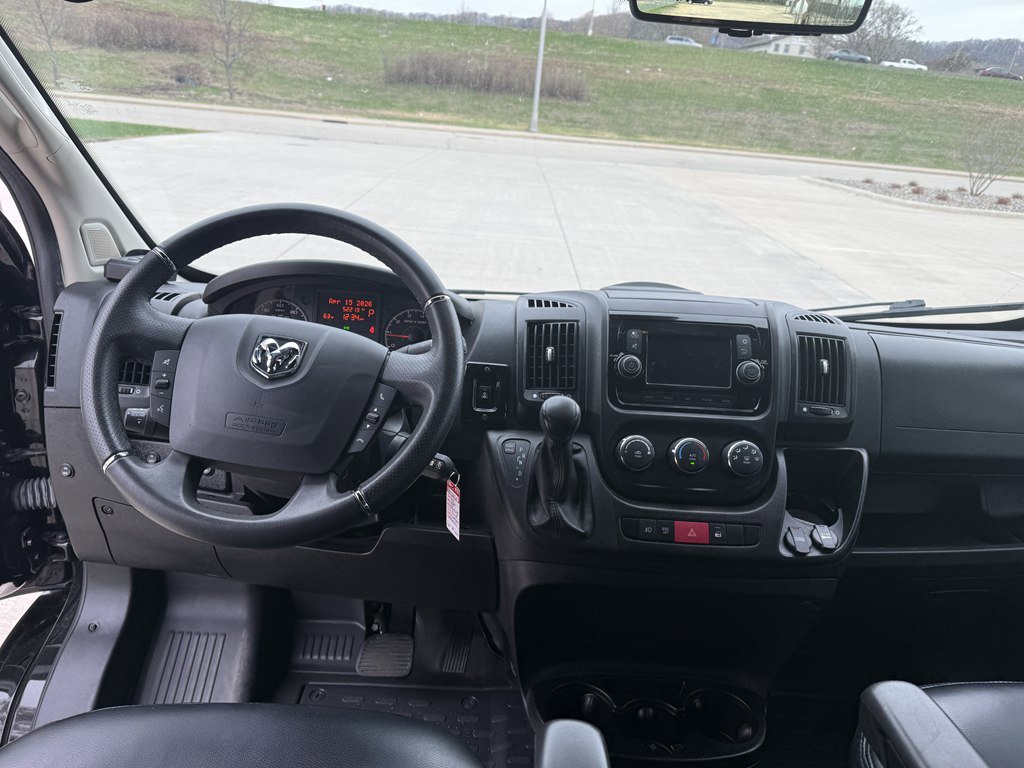 Used 2021 RAM ProMaster 2500 w/ Premium Appearance Group FWD image 11