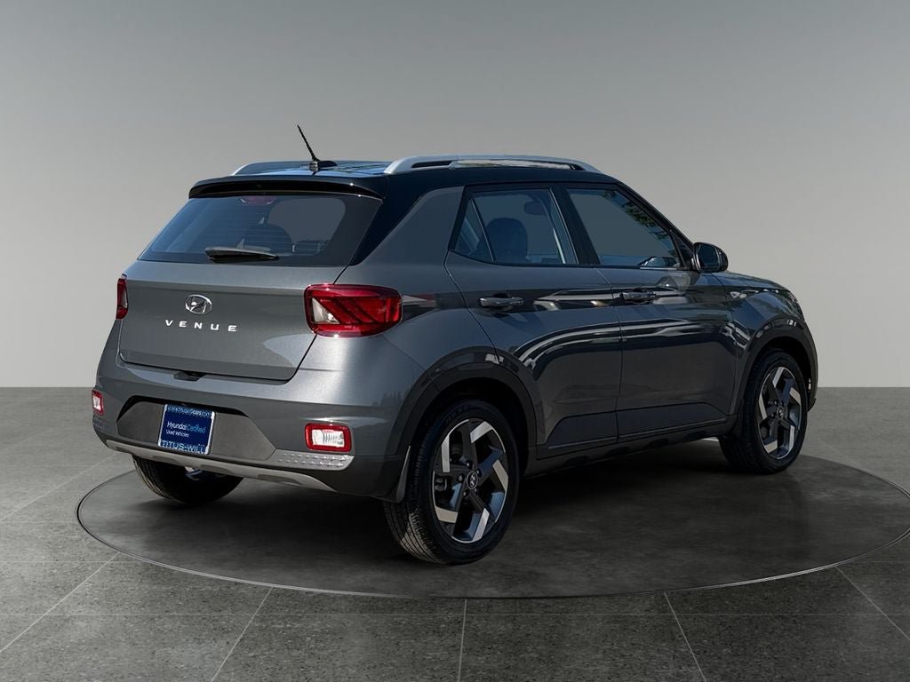 Certified 2025 Hyundai Venue Limited FWD image 9