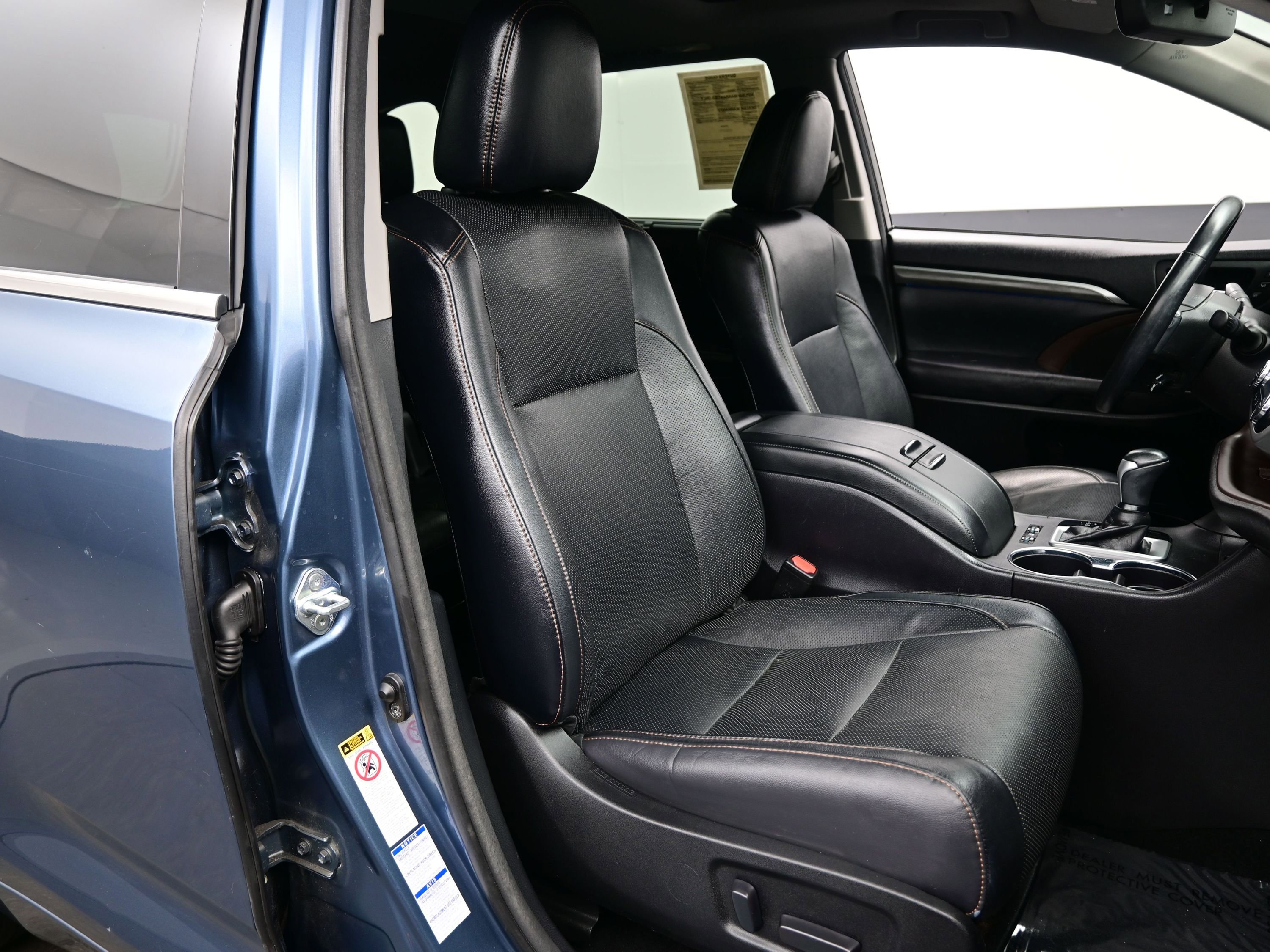 Used 2017 Toyota Highlander Limited image 14