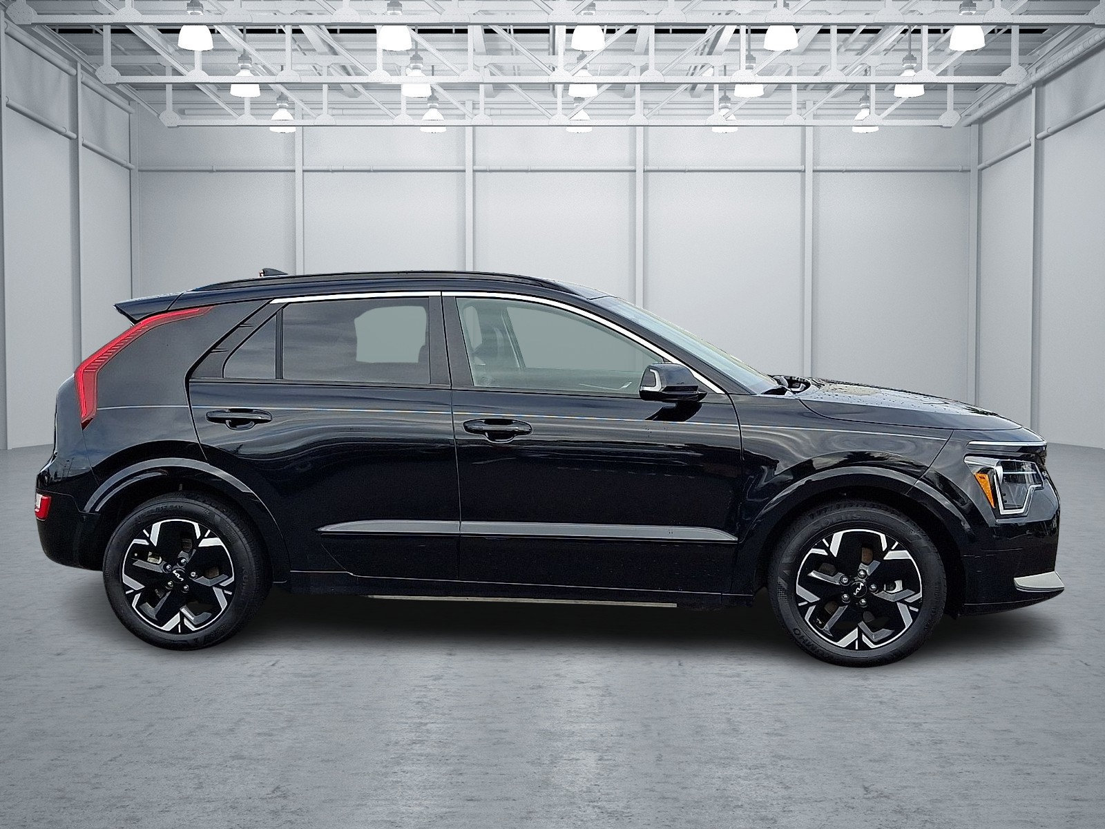 Used 2023 Kia Niro Wind FWD image 7