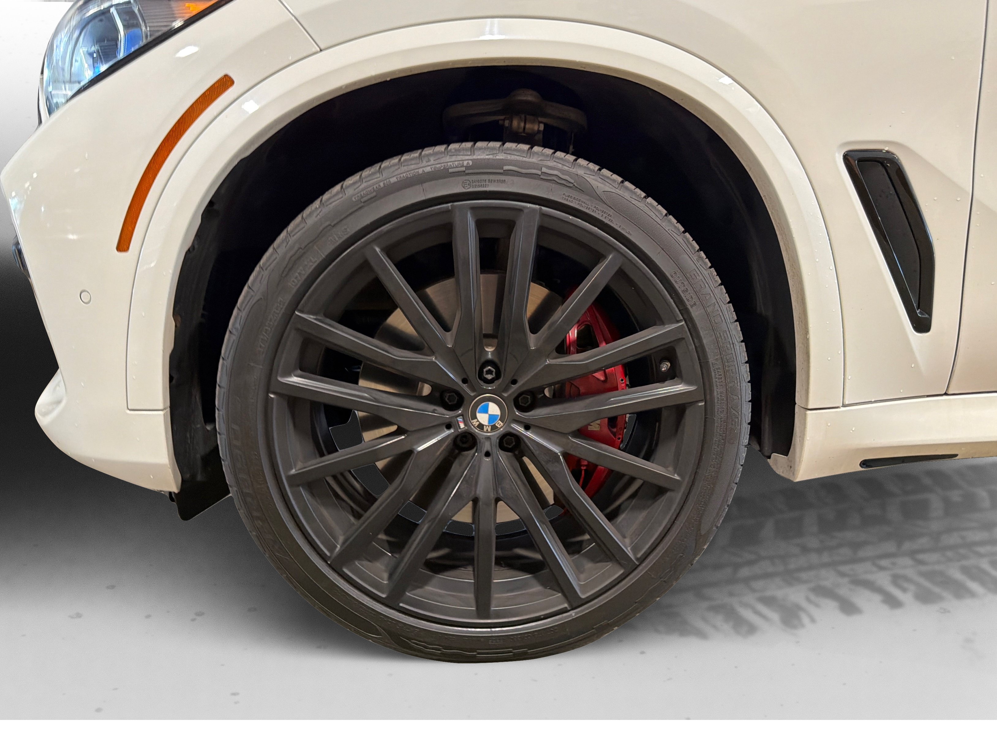 Used 2022 BMW X5 M50i w/ Executive Package AWD/4WD image 53
