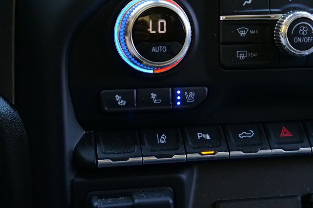 Used 2022 GMC Sierra 2500 Denali image 16