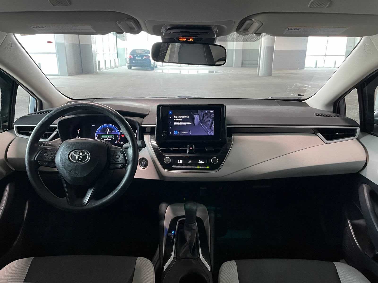 Used 2026 Toyota Corolla LE w/ LE Premium Package FWD image 36