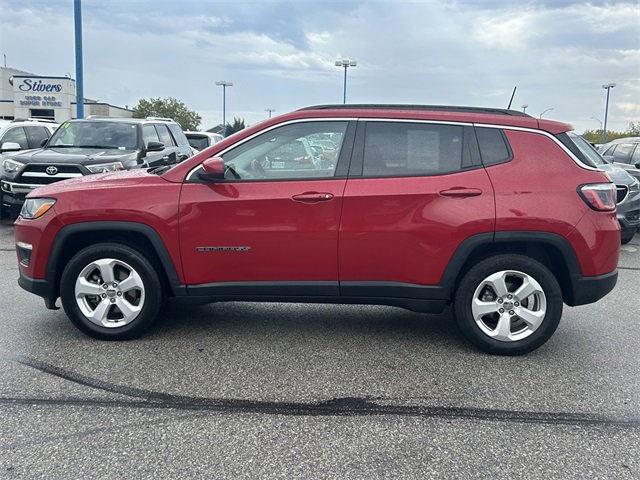 Used 2019 Jeep Compass Latitude w/ Cold Weather Group image 7