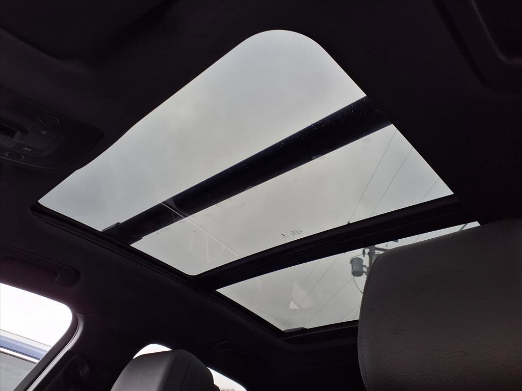 Used 2019 Audi Q3 2.0T Premium image 13