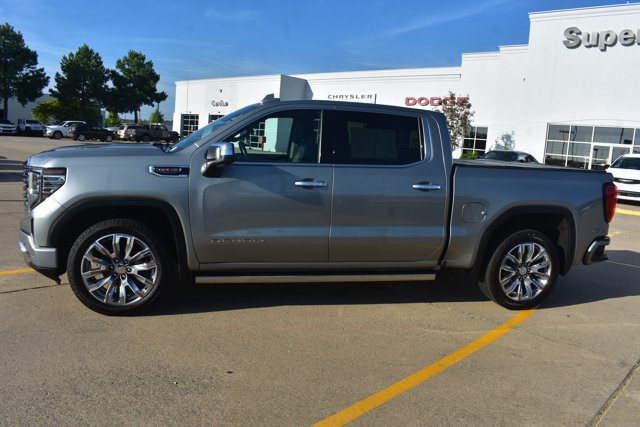 Used 2023 GMC Sierra 1500 Denali w/ Denali Reserve Package AWD/4WD image 9